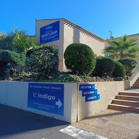 Apartment Renove Dans De Avec Grande Piscine Chauffee, Parking Et Terrasse *